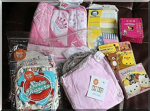 Prepare basic care and hygiene items for your baby