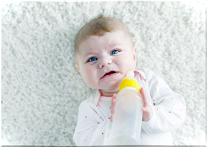 What to do if my baby does not want to take a bottle?